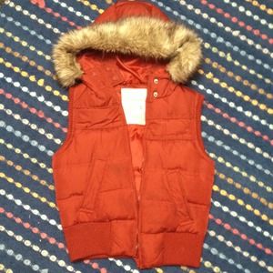 Red/orange quilted, down, puffer Aeropostale vest