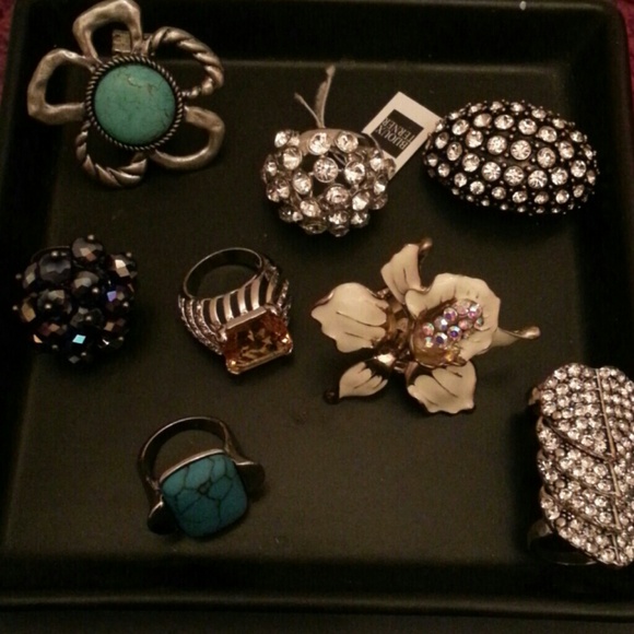 Fashion Rings - Picture 3 of 3