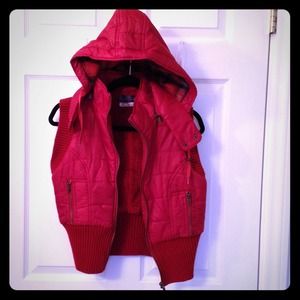 FREE PEOPLE Puffy Vest, Cute and Comfy