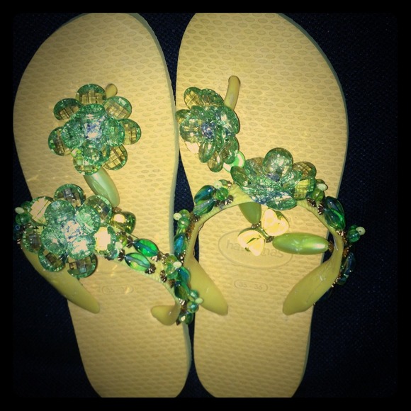Costumed Havaianas  flip flops