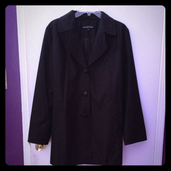 Ellen Tracy  Jackets & Blazers - Ellen Tracy Rain Coat