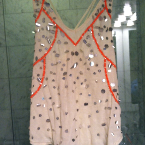 UO tank top! - Picture 2 of 2