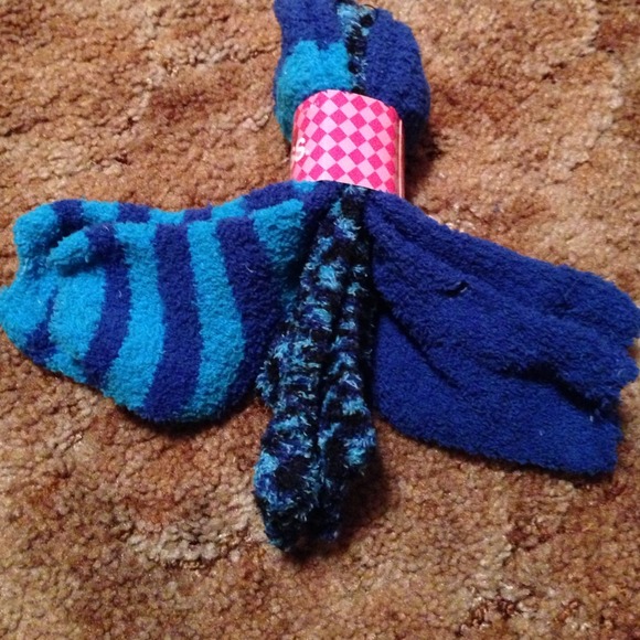 Fuzzy sock bundle - Picture 2 of 4