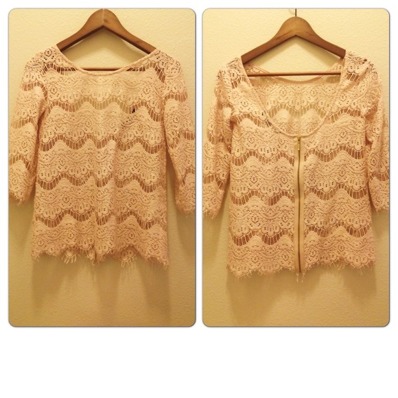 ✨Sold✨ZARA Silk Lace Top in Blush Pink - Picture 2 of 4