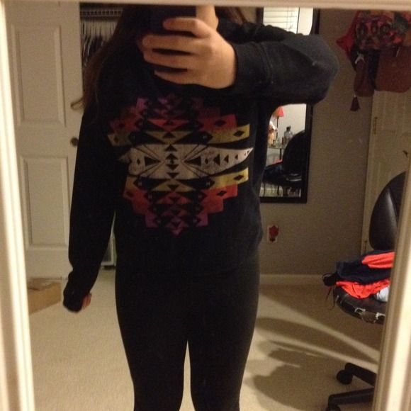Tribal print crew neck!