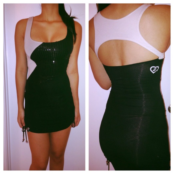 🚫SOLD🚫Sexy Mini Party Dress 💋 - Picture 2 of 2