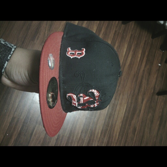 Boston redsox hat - Picture 3 of 3