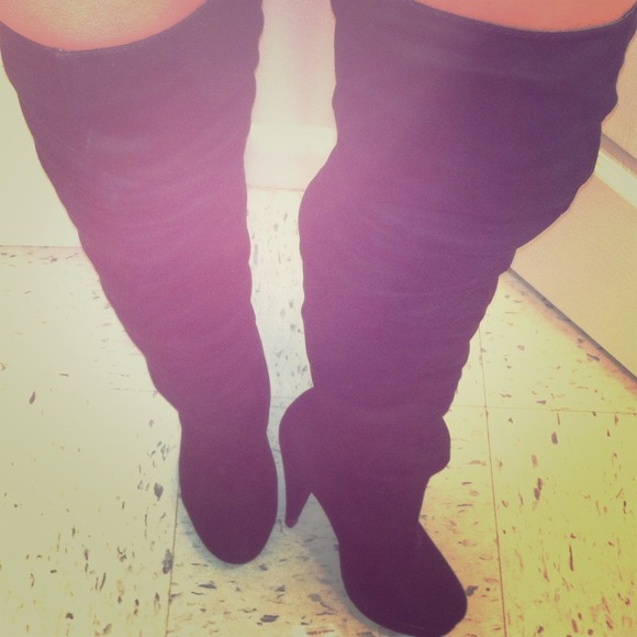 Thigh high boots !