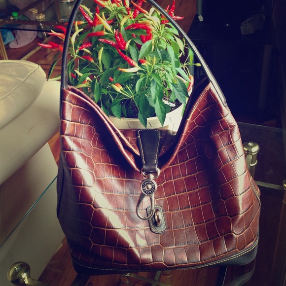 SOLD Dooney & Bourke Croc Large Handbag Tote - Picture 1 of 4