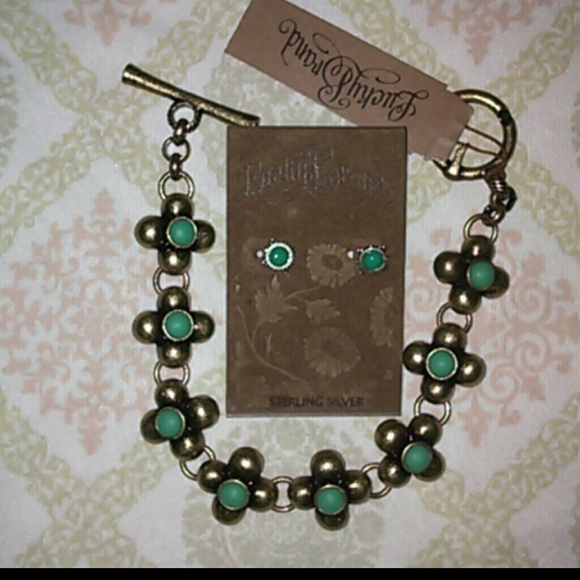 Lucky Brand Earring & Bracelet Set