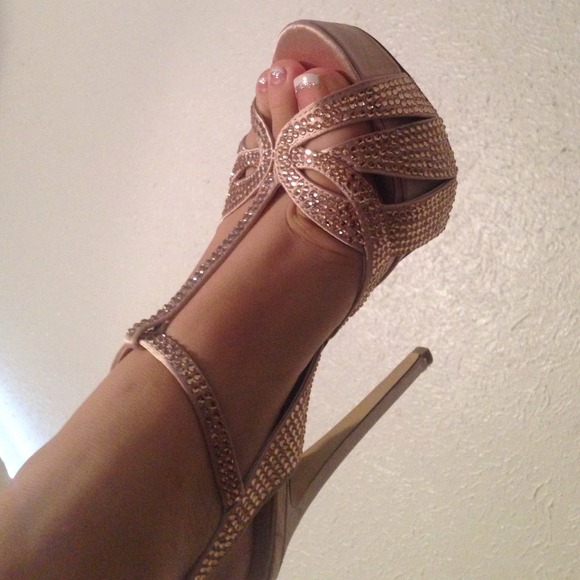 Steve Madden Heels 🌟PRICE REDUCED🌟 - Picture 1 of 4