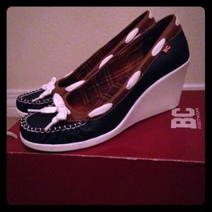 Cute blue/brown/beige wedges