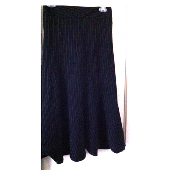 Long black skirt