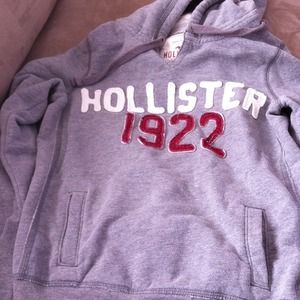 Hollister sweatshirt