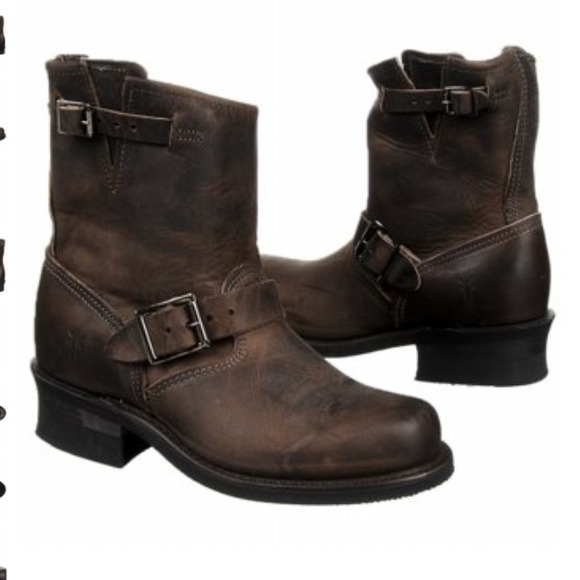 FRYE ENGINEER 8R BOOTS - "SMOKE" PRICE FIRM!