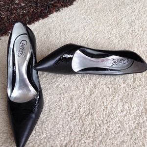 Dressy black heels, stilleto