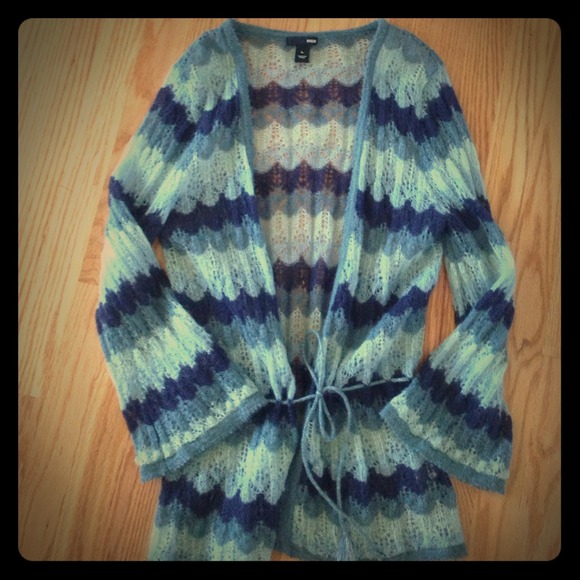 ⚡️sold⚡️H&M cardigan!