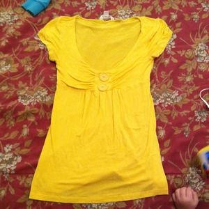 Low cut yellow t and tank bundle