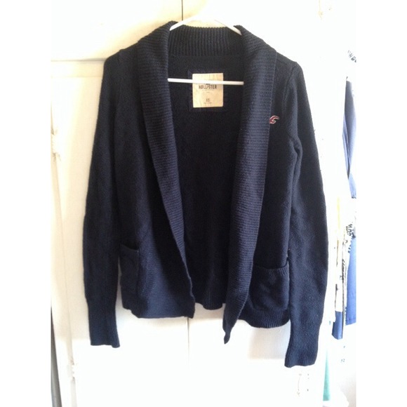 Hollister Cardigan