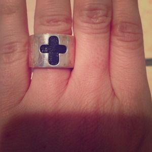 Genuine Versani sterling sliver ring. SALE!