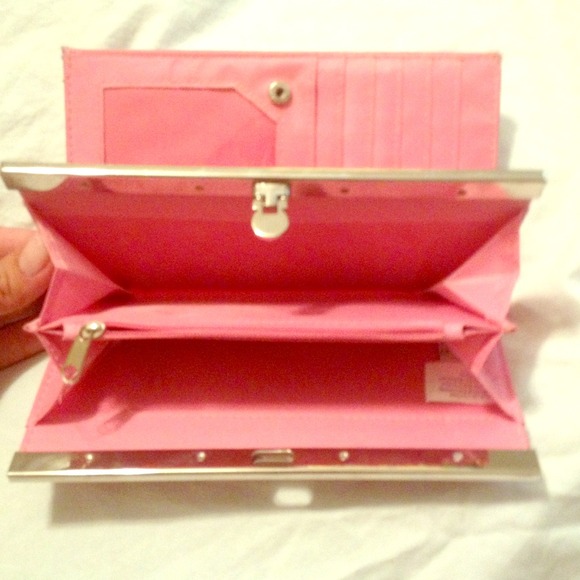 Lighter shade pink Maurice's wallet