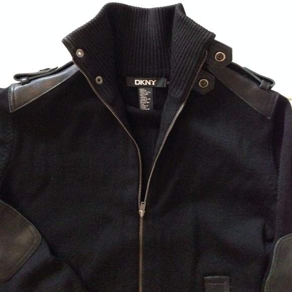 ❌❌SOLD❌❌DKNY Black Military Knit Sweater Jacket - Picture 2 of 4