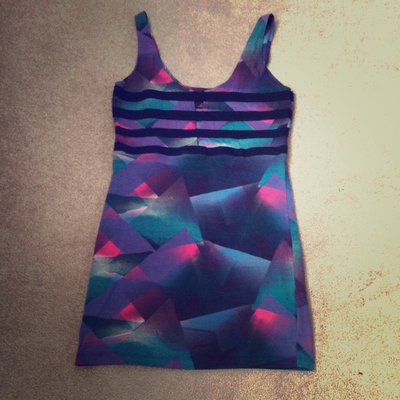 Triangle print dress