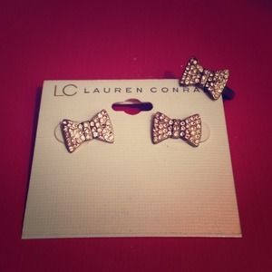 Lauren Conrad crystal bow earrings and ring set.
