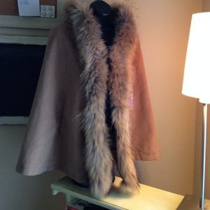Camel Cape raccoon fur