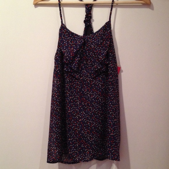 Xhilaration top