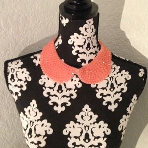 Peter Pan collar necklace.