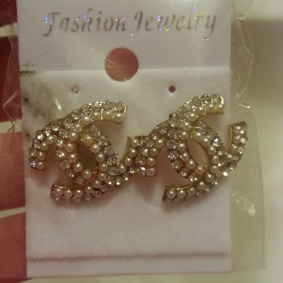 CC earrings - Picture 2 of 3