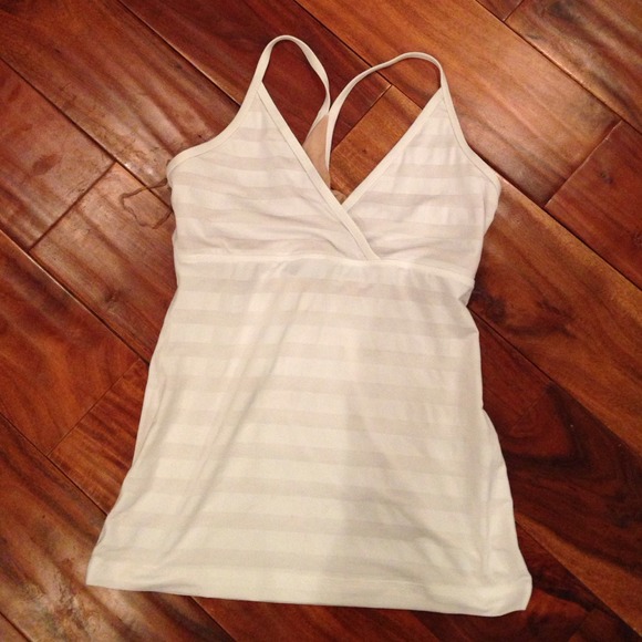 2 Lululemon Athletica tanks $40 bundle