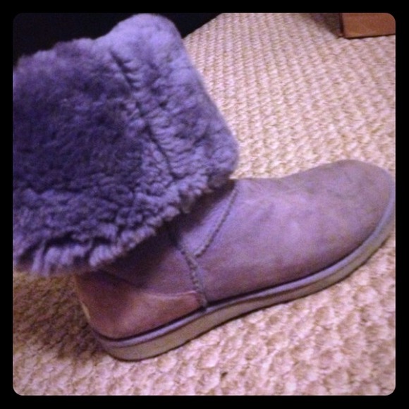 Purple uggs