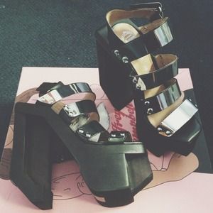 Jeffrey Campbell The Machine