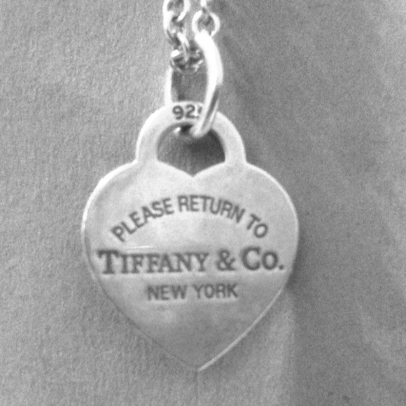 Silver Tiffany and co necklace!! *Reserved*