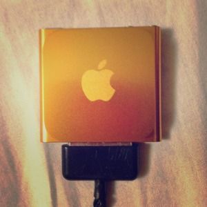 Apple iPod touch screen nano