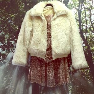 Fabulous Vintage Faux Fur Bomber Coat in Cream