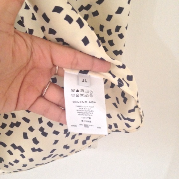 🌺spring sale🌺Balenciaga Silk blouse - Picture 2 of 4