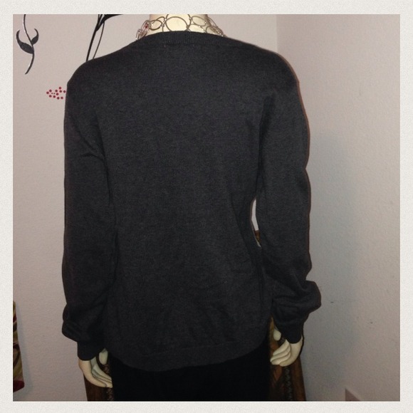 Izod Women's Argyle V-Neck Sweater - Picture 2 of 4