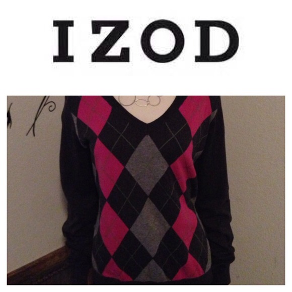 Izod Women's Argyle V-Neck Sweater - Picture 3 of 4