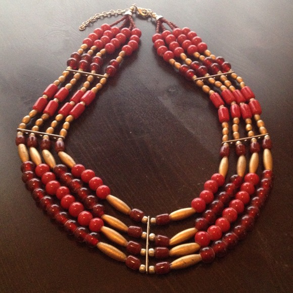 Gorgeous red and gold glass bead necklace