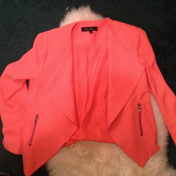 SOLD IN BUNDLE - Picture 3 of 3