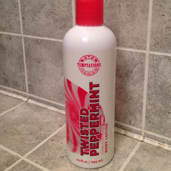🚫TRADED🚫Twisted peppermint body lotion