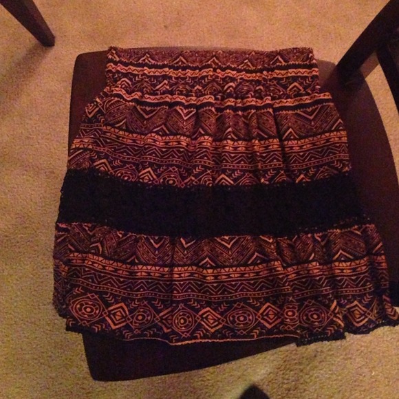 Tribal printed skirt