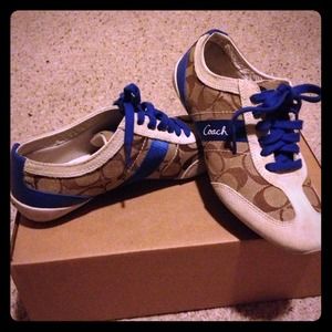 Coach Beylee Signature Sneaker