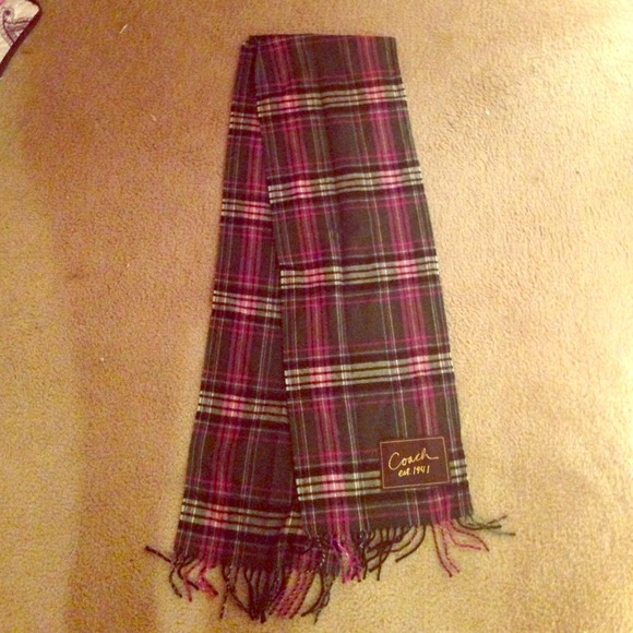 Authentic Coach scarf
