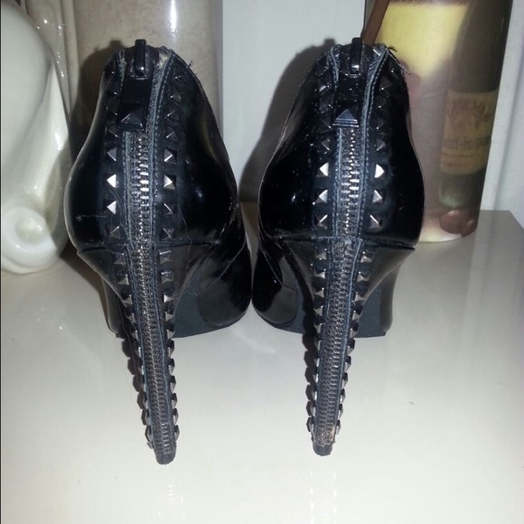 SOLD Authentic MICHAEL Michael Kors heels - Picture 2 of 4