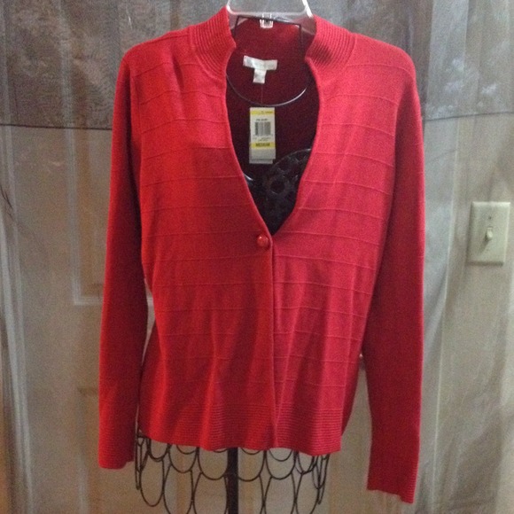 NEW "cool" red 💄sweater SAVE $41.00 off list price💰