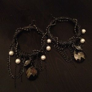 Amazingly bold, beautiful earrings